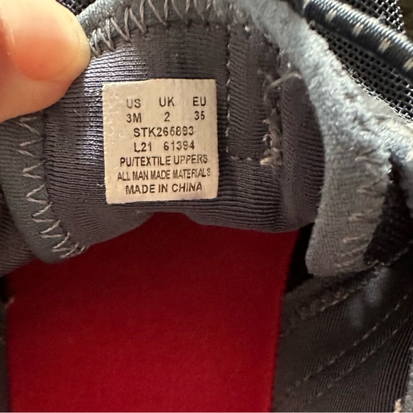 Boys Sperry Shoes - Picture 5 of 6